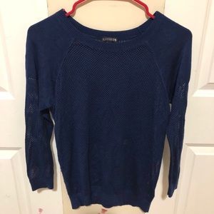 🚫SOLD🚫New crewneck Express womens net knit top